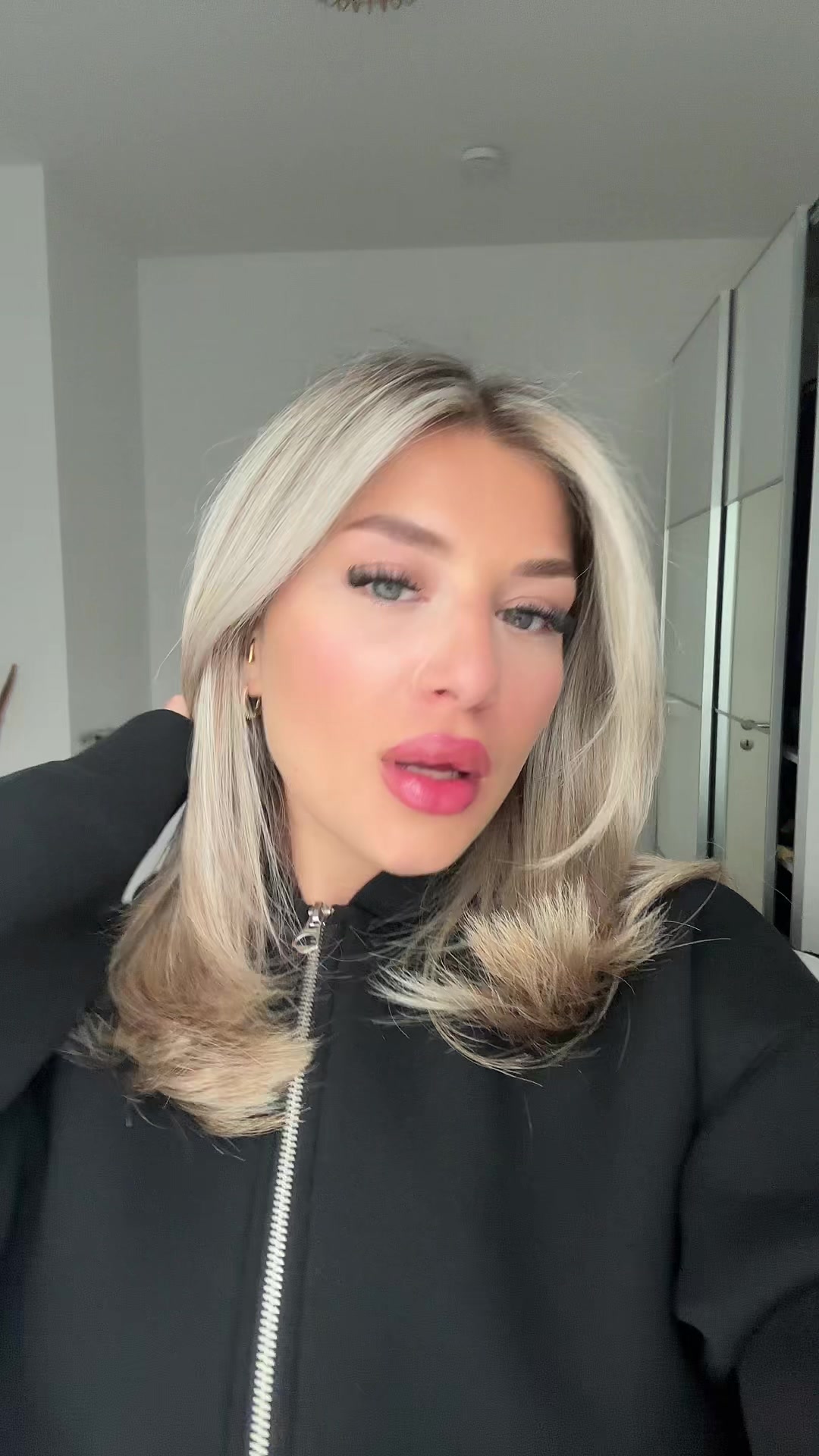 @caroundlori