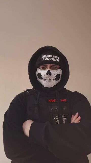 @𝐇𝐚𝐝𝐞𝐬