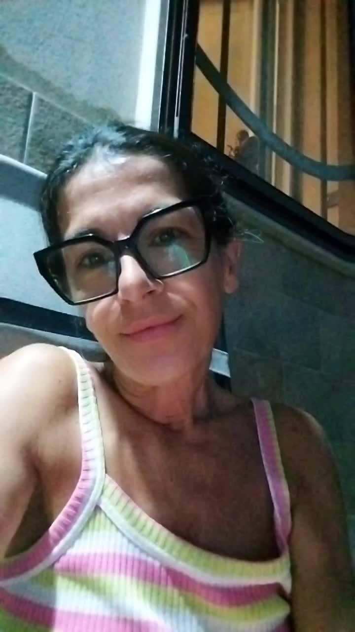 @elviracaldarulo