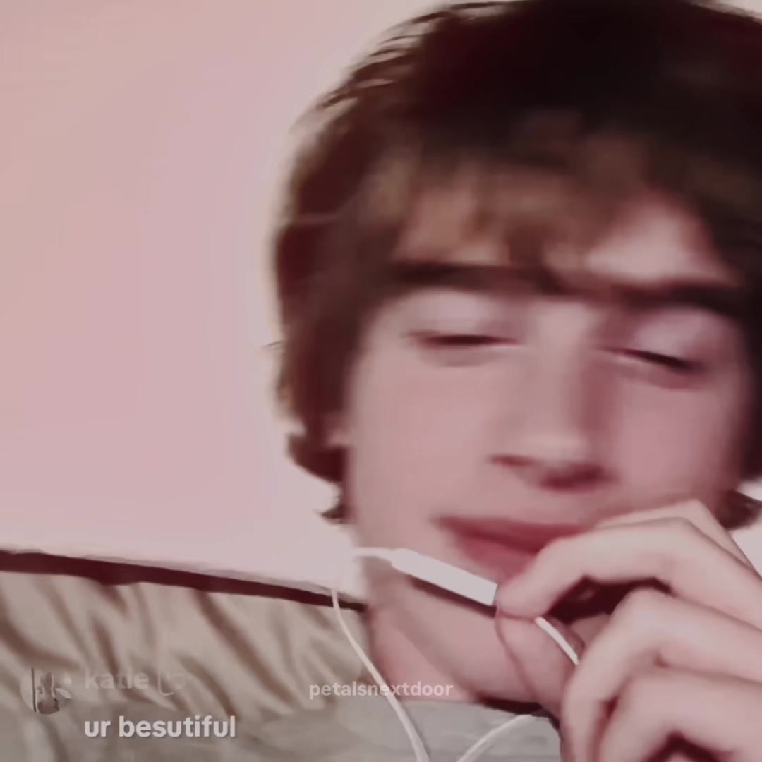 @️