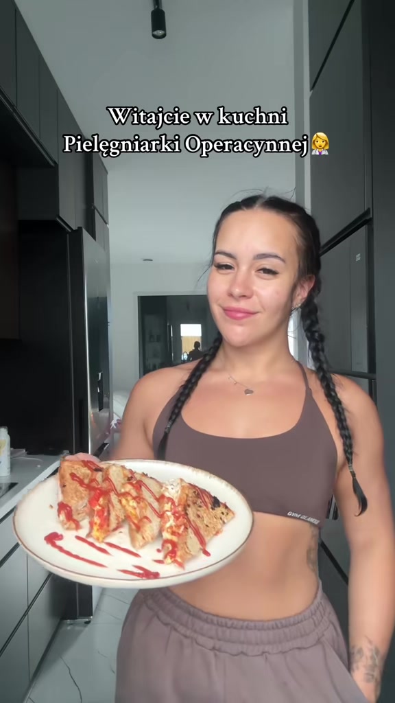 @o_nurse.xx // ig: niezgodna.xx