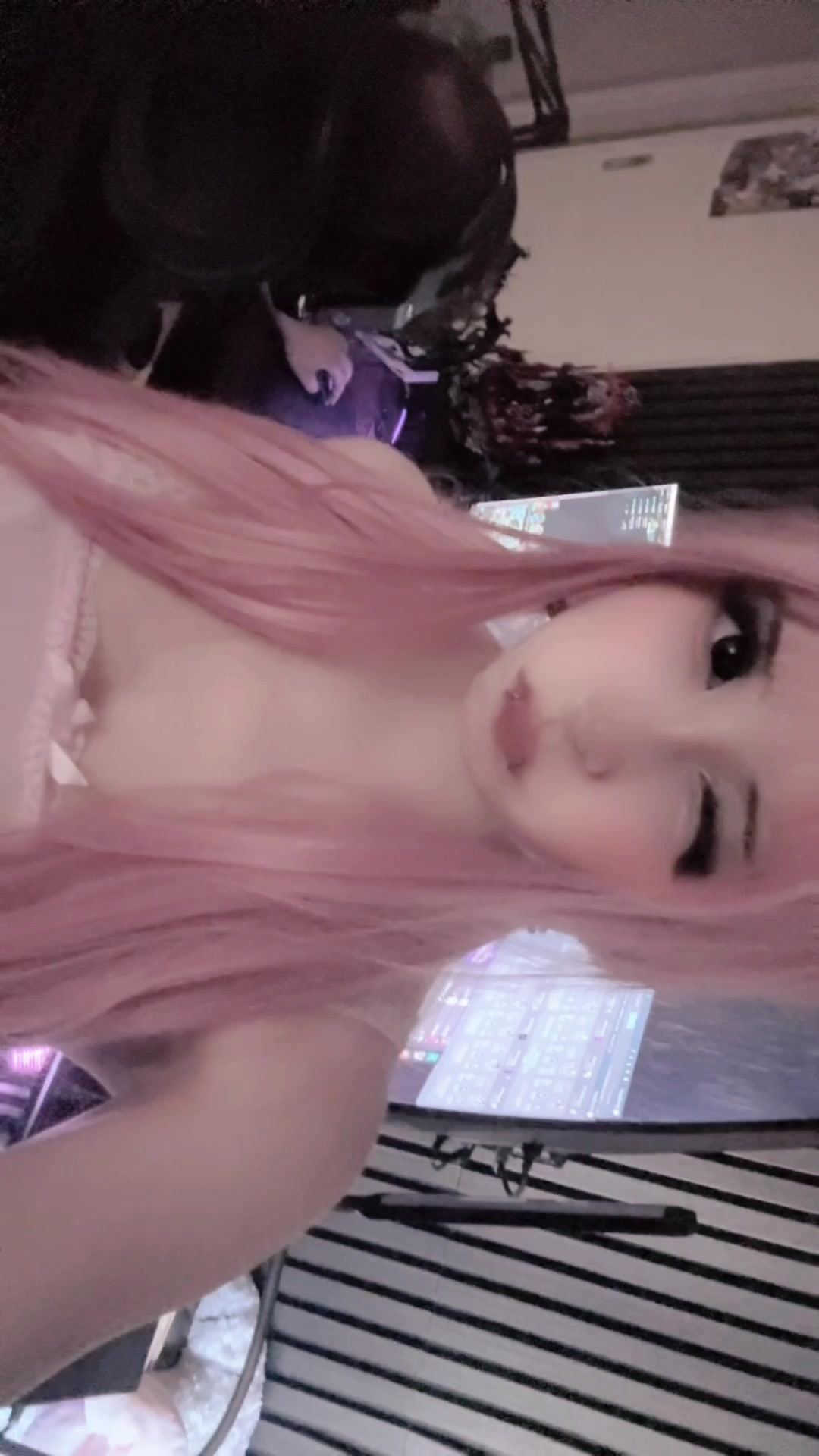 @໒꒰ྀིっ˕ -。꒱ྀི১
