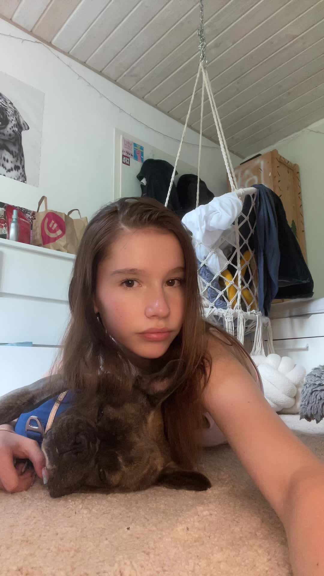 @eleni.x.alt