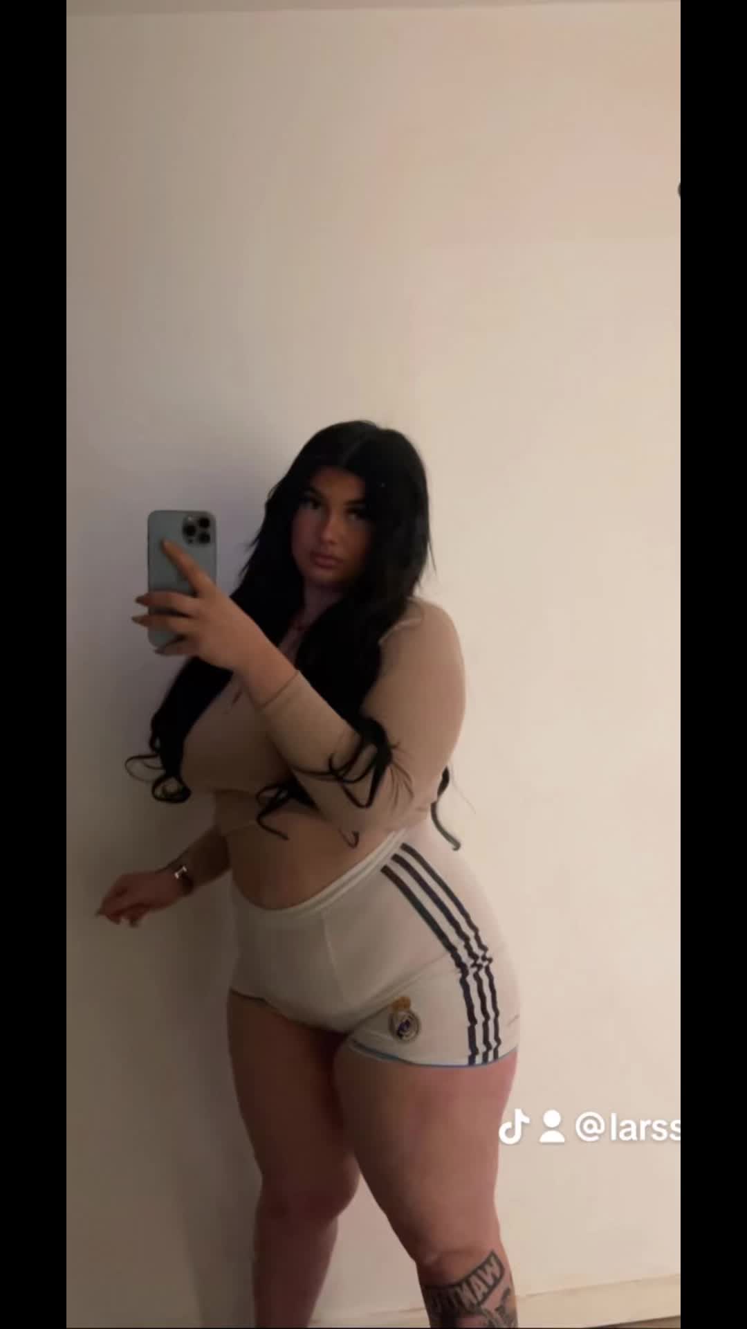 @𝙻𝚊𝚛𝚒𝚜𝚜𝚊🥥🇦🇱