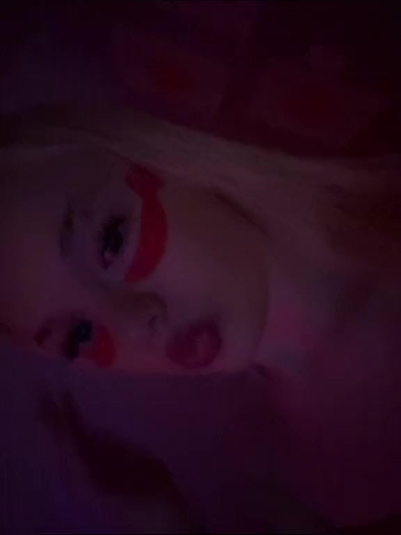 @prettiestfaceoncam_
