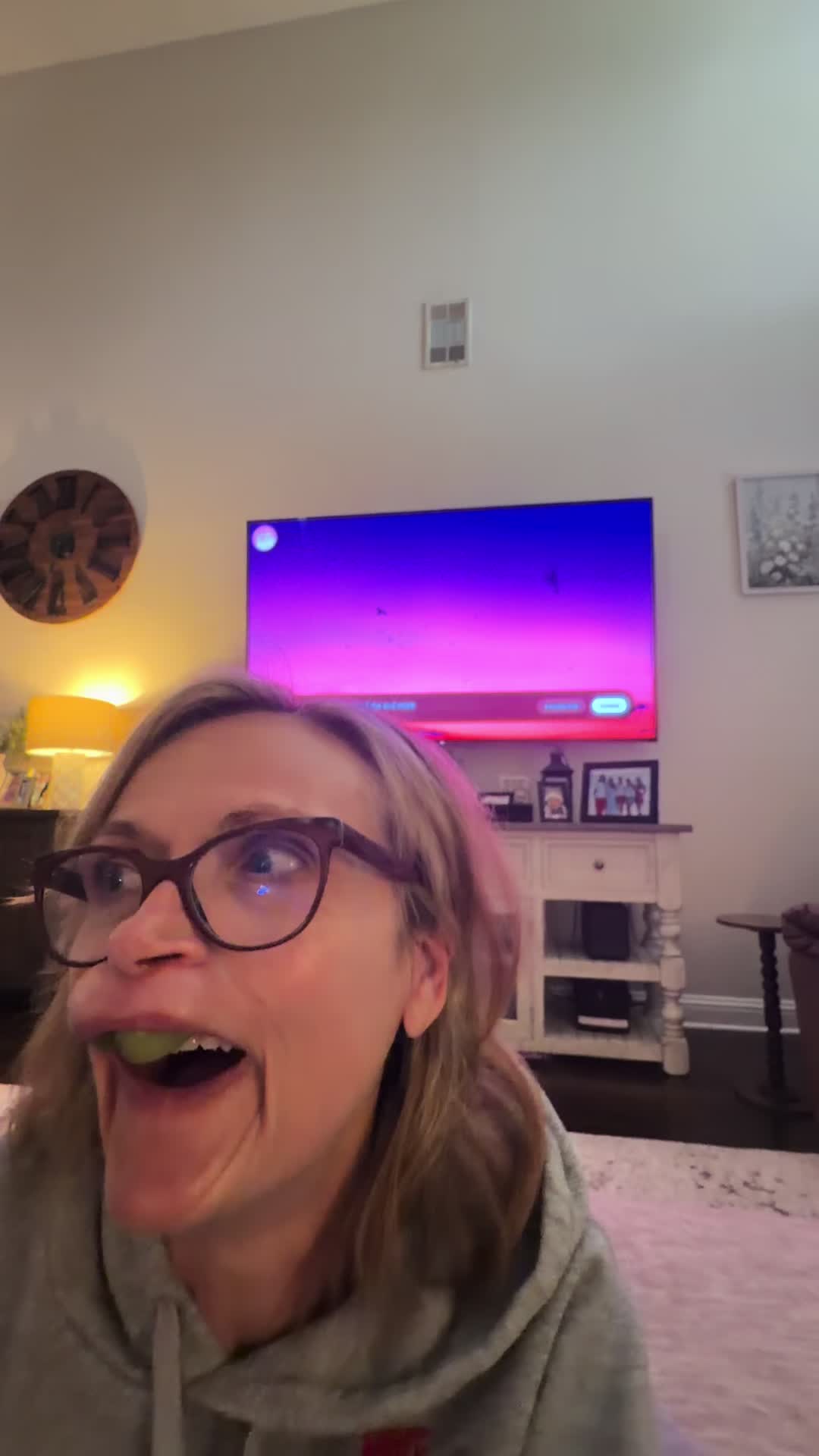 @karah_riley