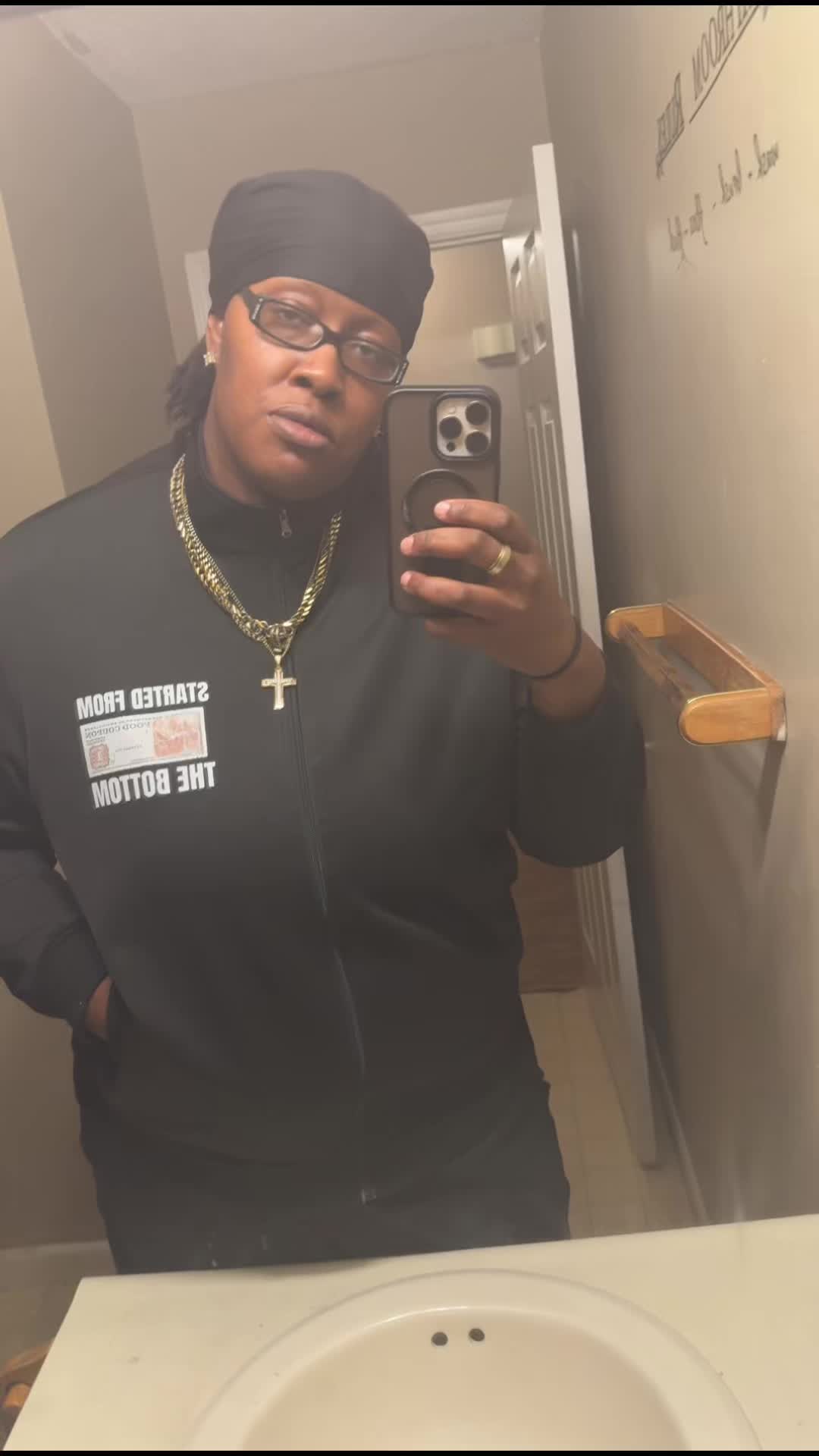 @6’4💪🏽🤙🏽😈