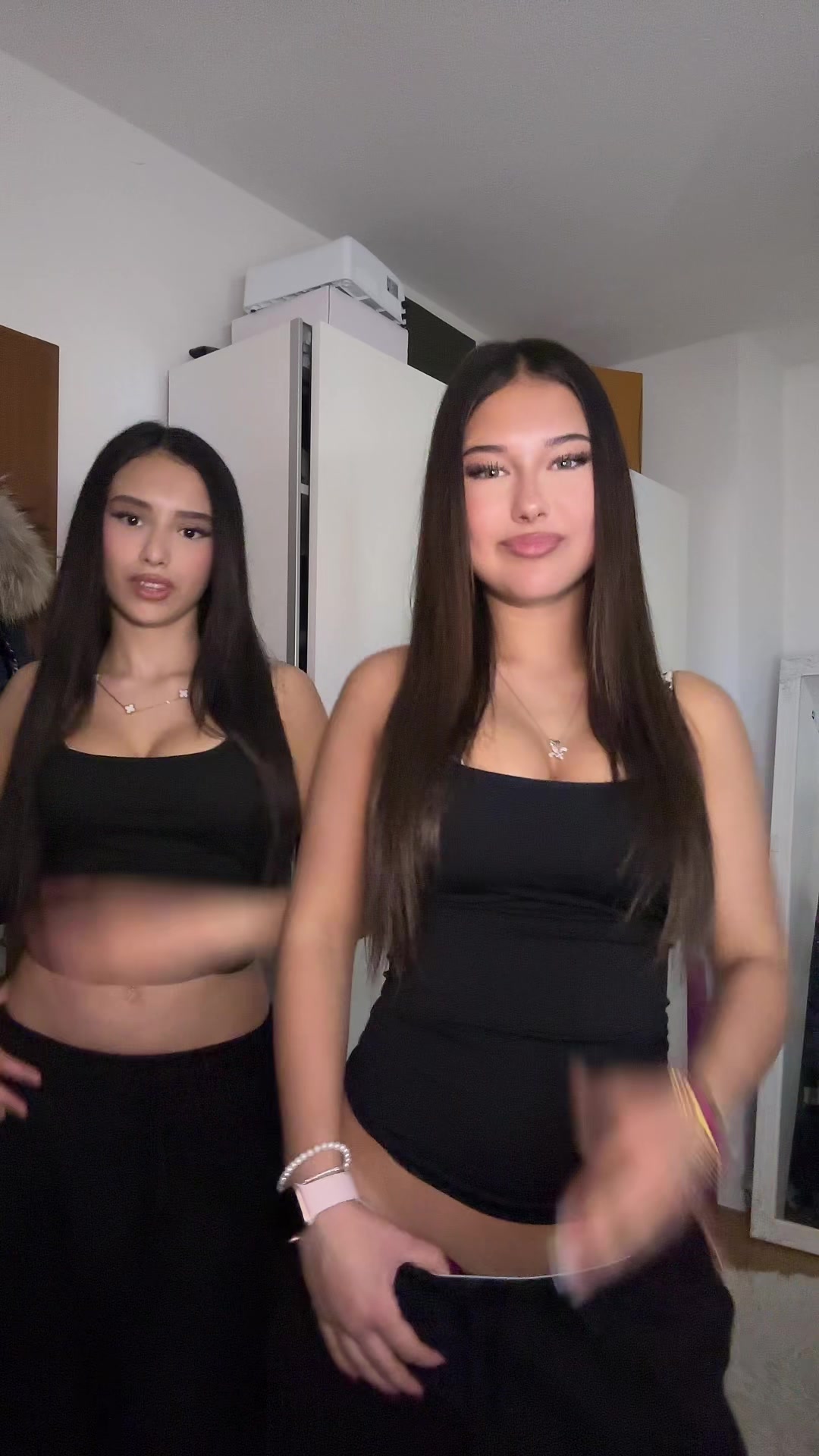 @larissa