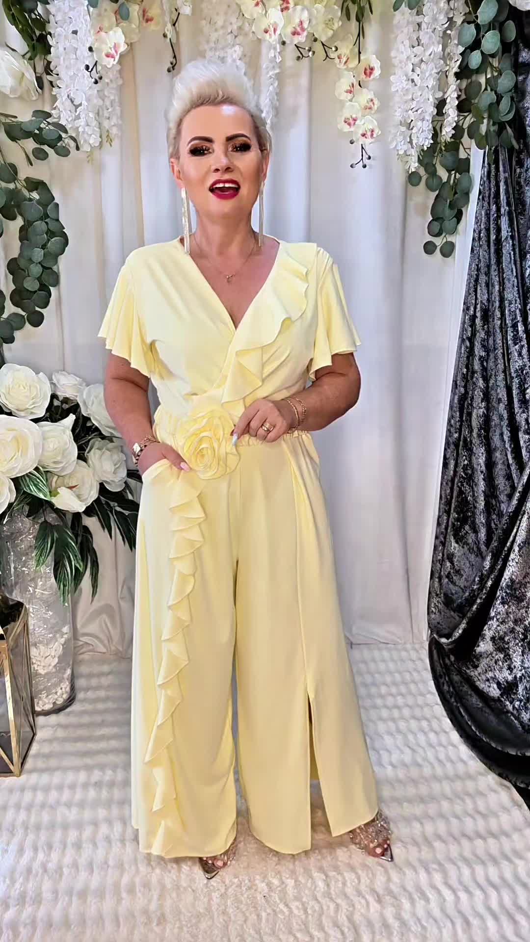 @vivien_salonsukienślubnych