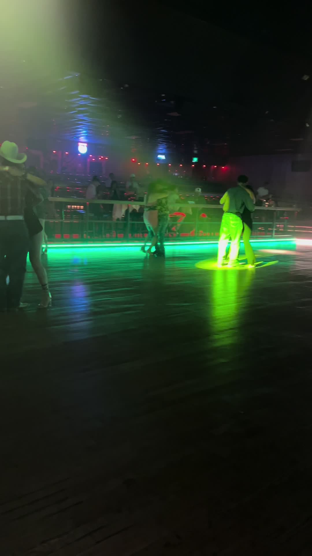@Bailes Con Victoria