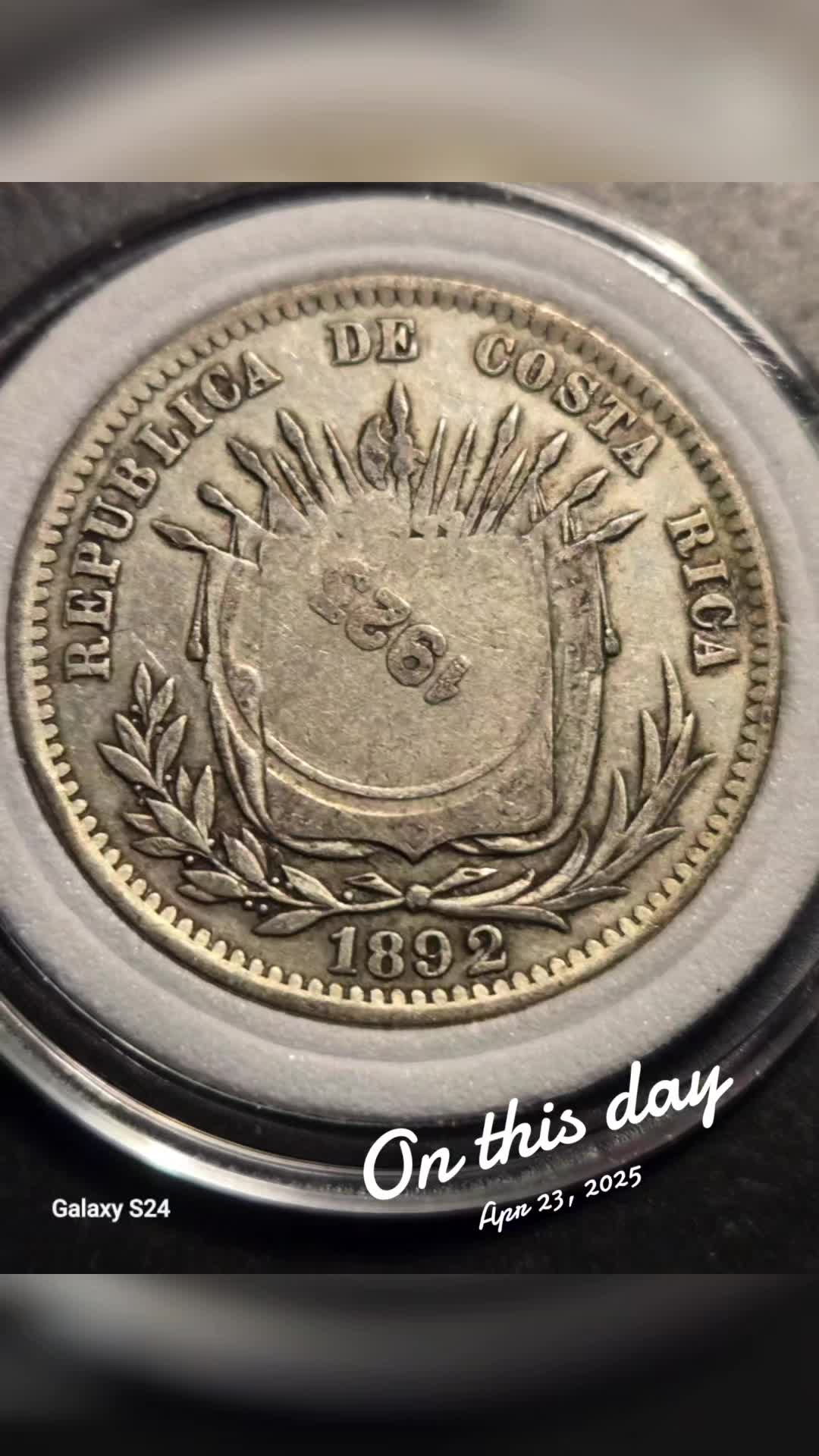 @Tovias__
