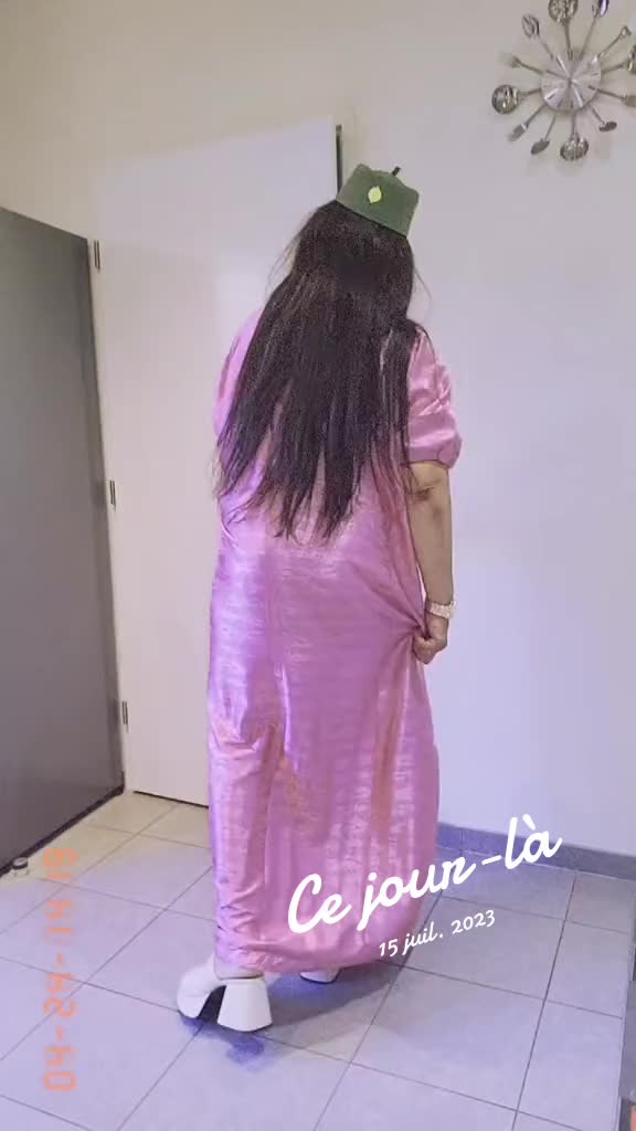 @Julia Bomongo mama ba gaulois