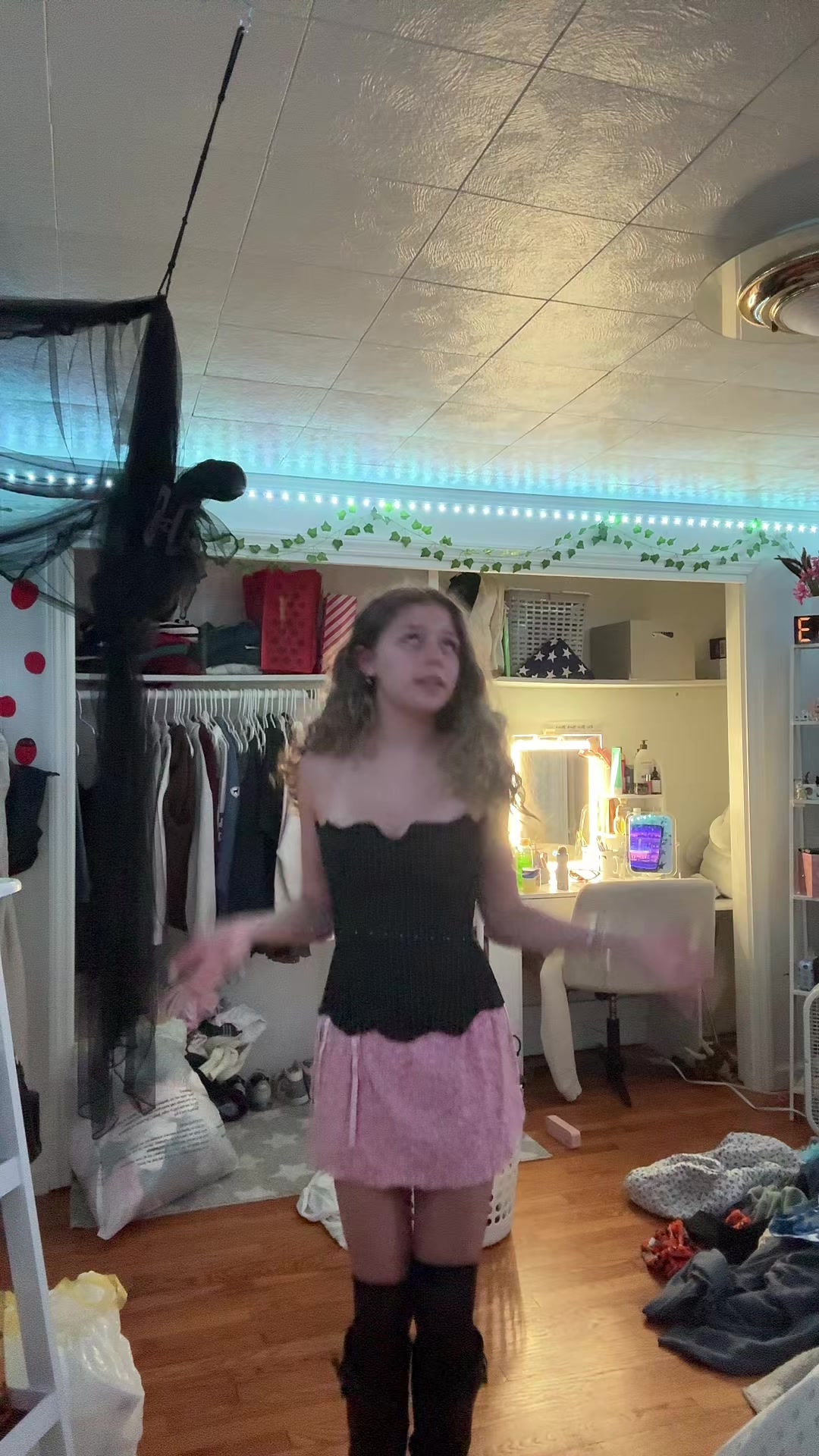 @tessa🐞🌀