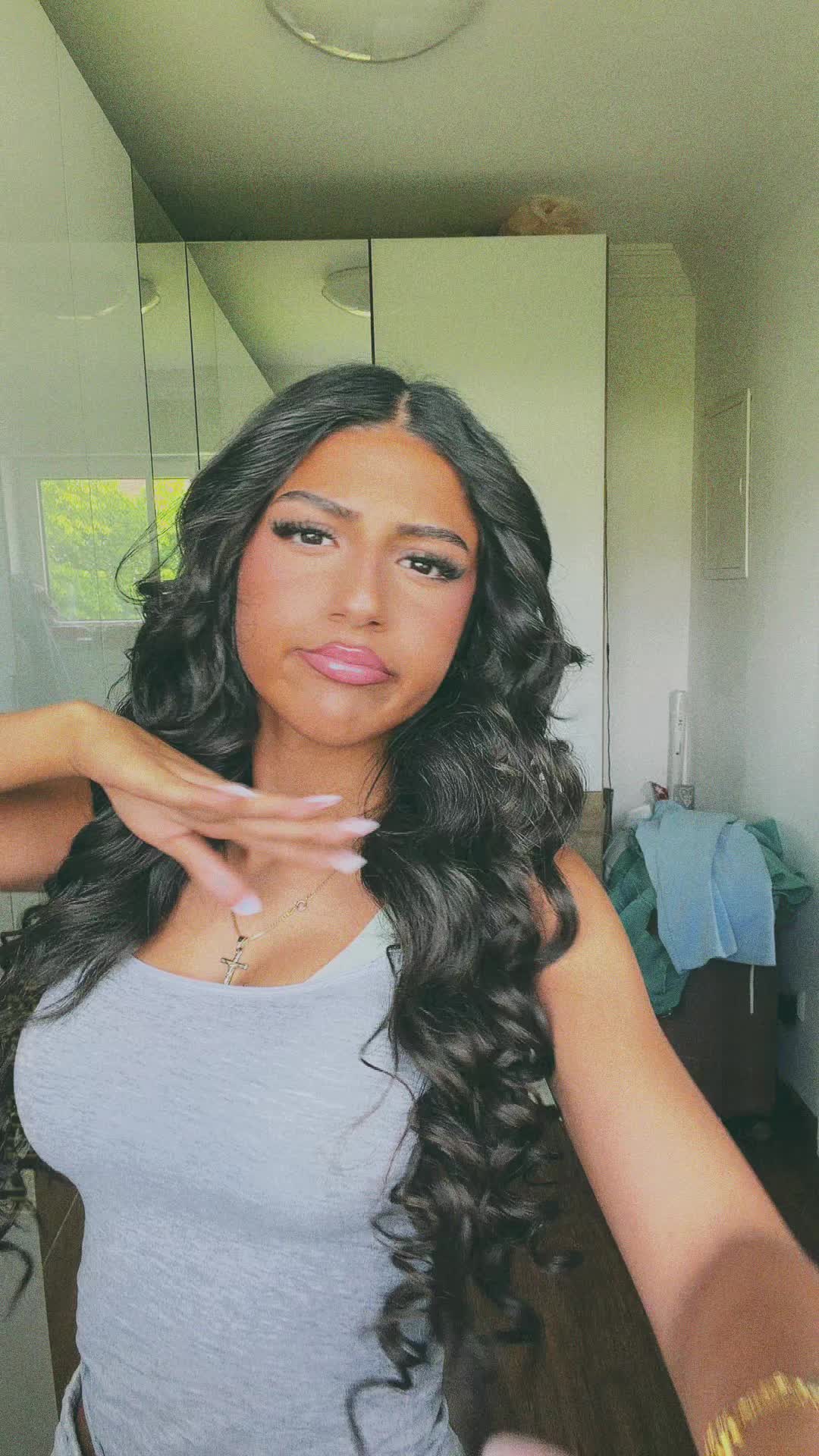 @LiveTina250k