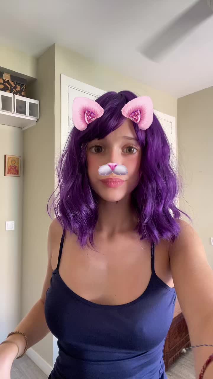 @✰