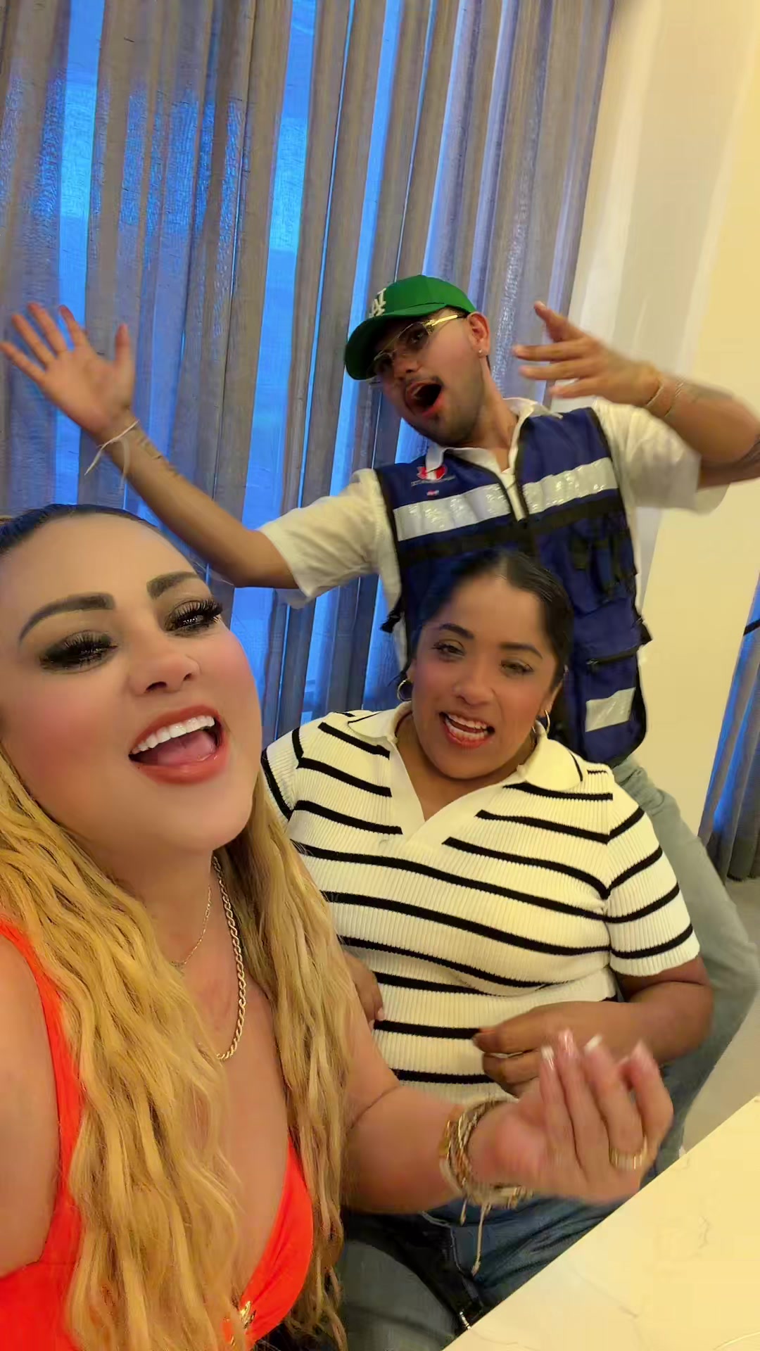 @Zitliali Núñez Oficial