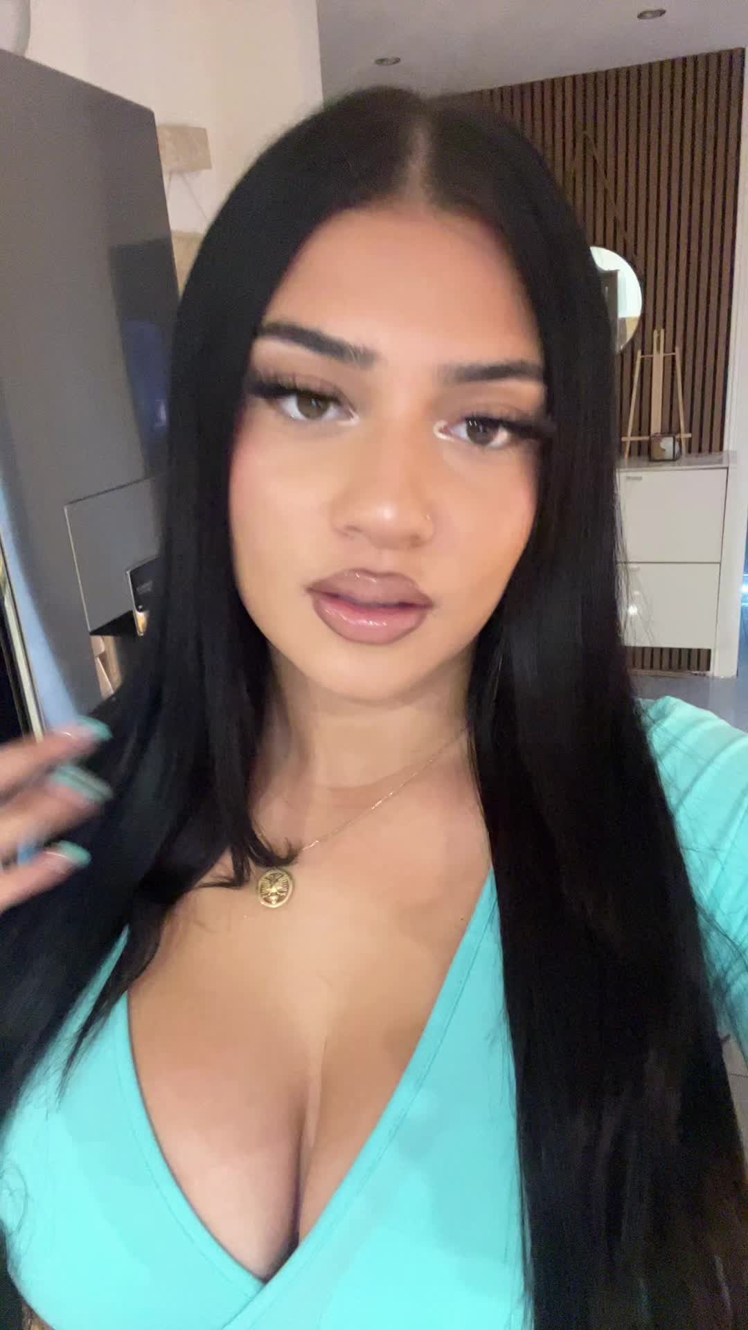 @leyla