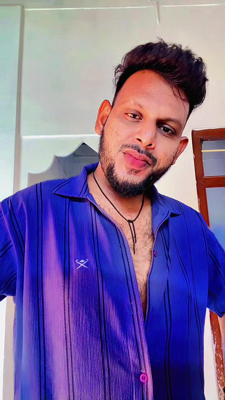 @𝐀𝐬𝐡𝐟𝐚𝐪👑
