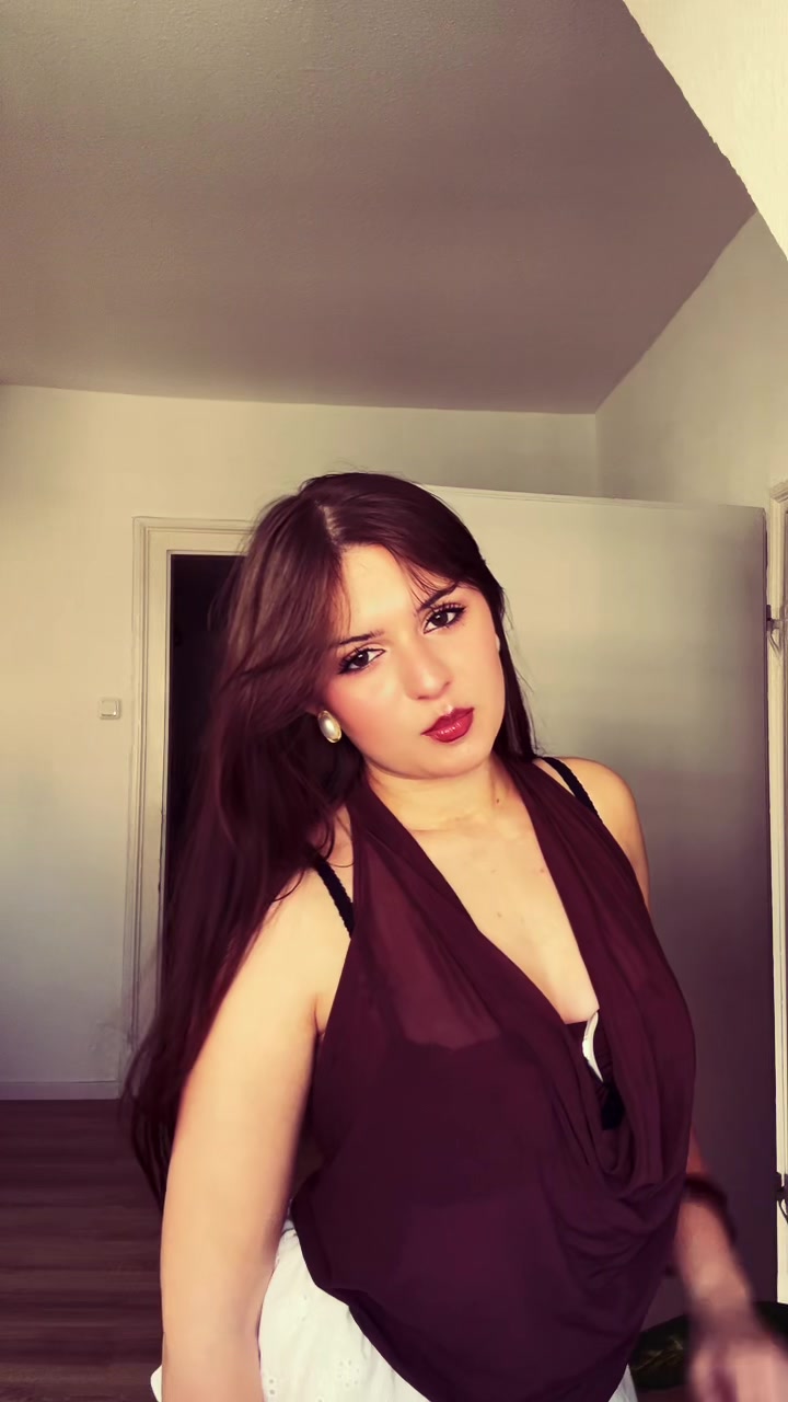 @Sabrina