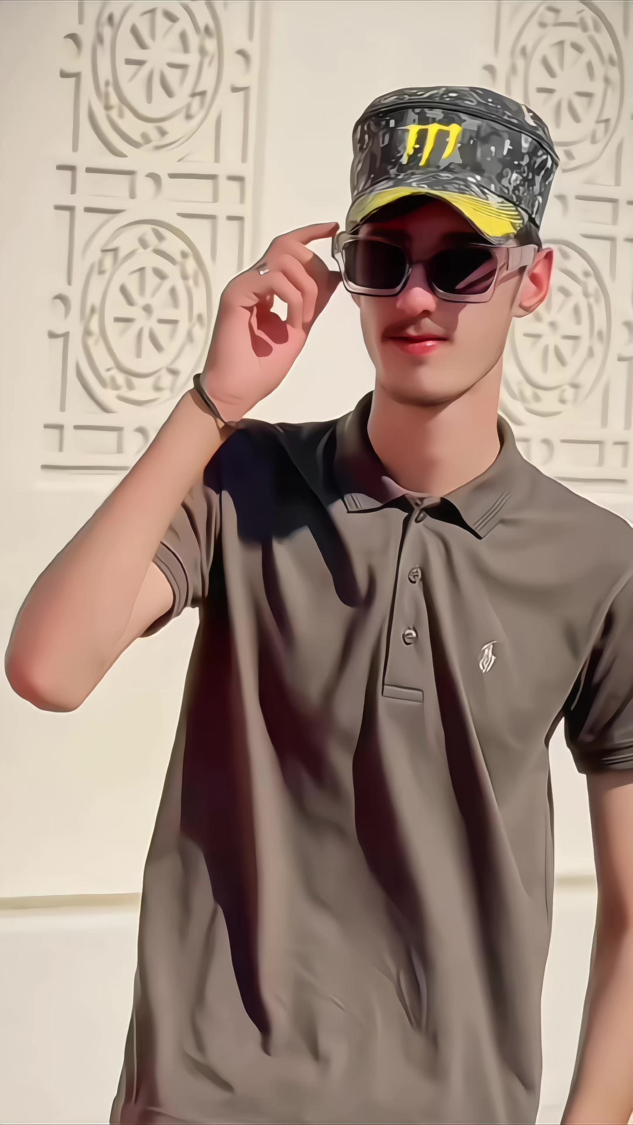 @ᴍᴀʟɪᴋ ʜᴜsɴᴀɪɴ 🚩