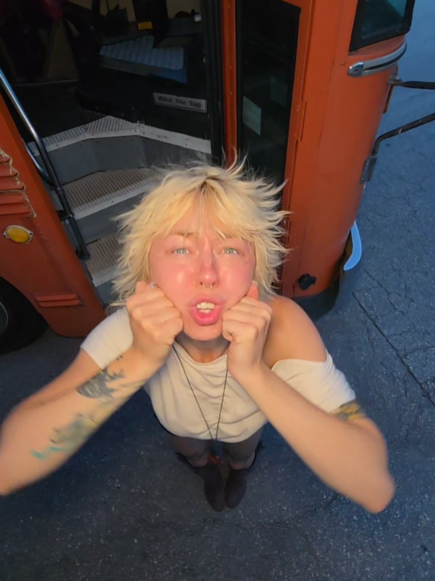 @BusandBunny