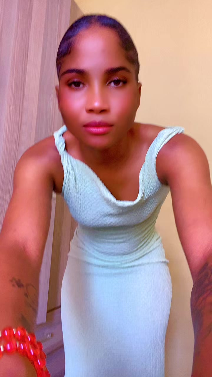 @Vellushair@🇳🇦