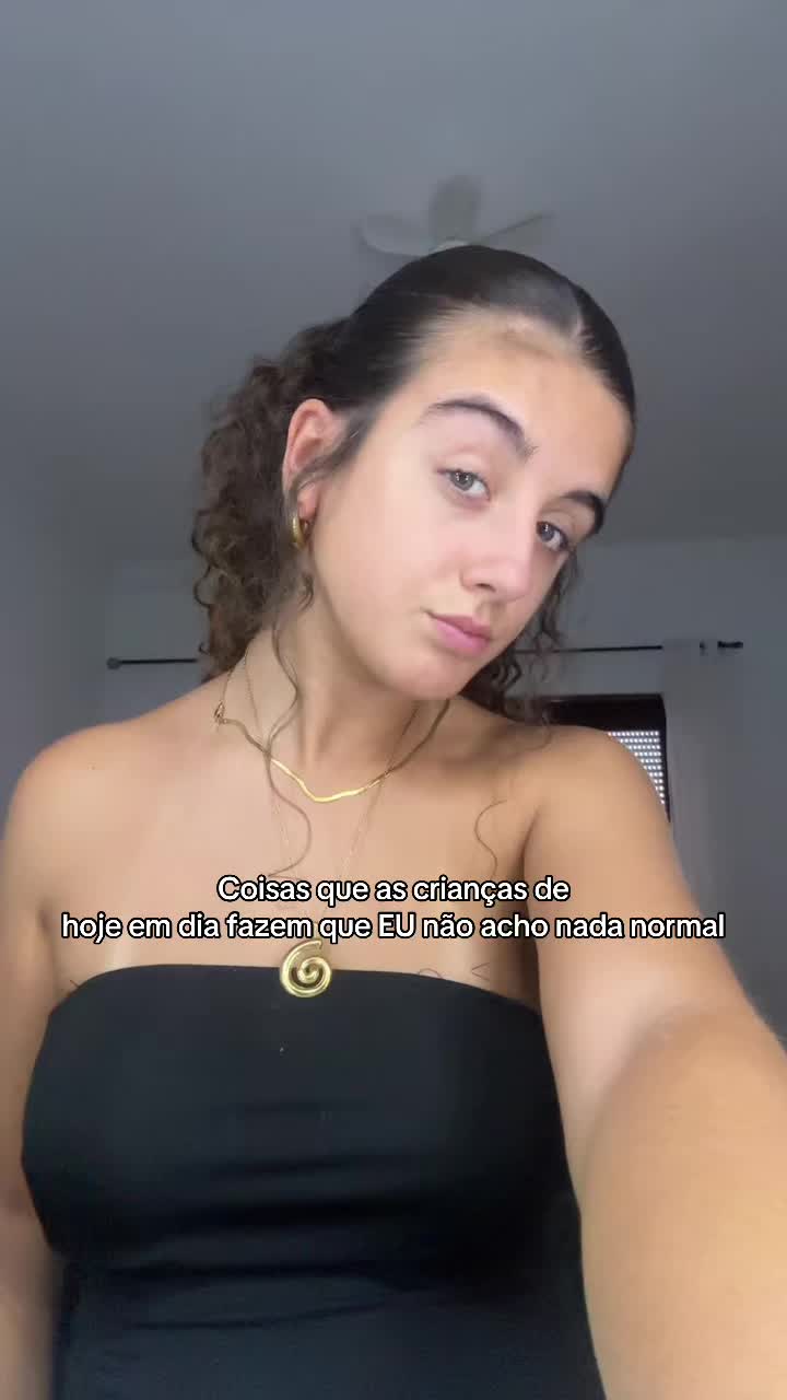 @laratorrez_