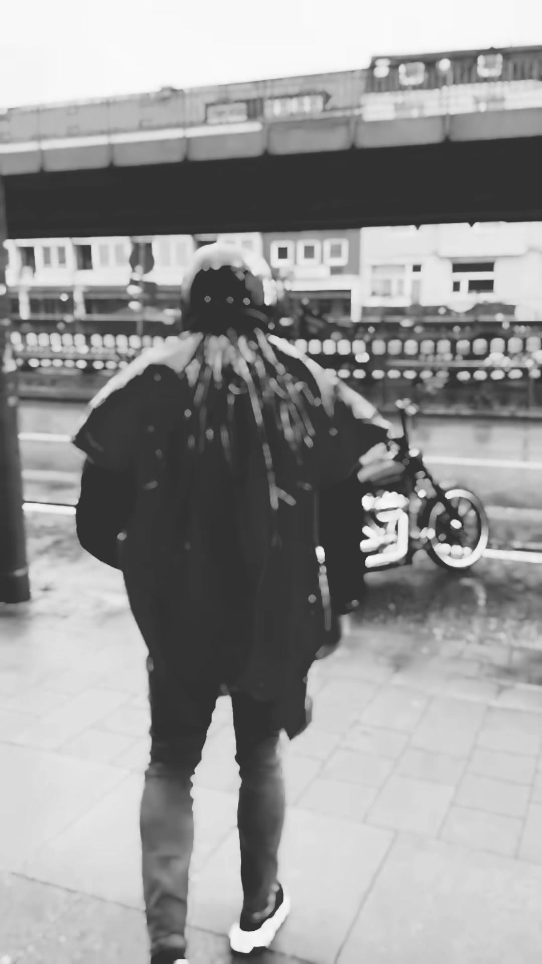 @𝕳𝖆𝖗𝖑𝖊𝖞 𝖀𝖜𝖊 ⚫️⚪️