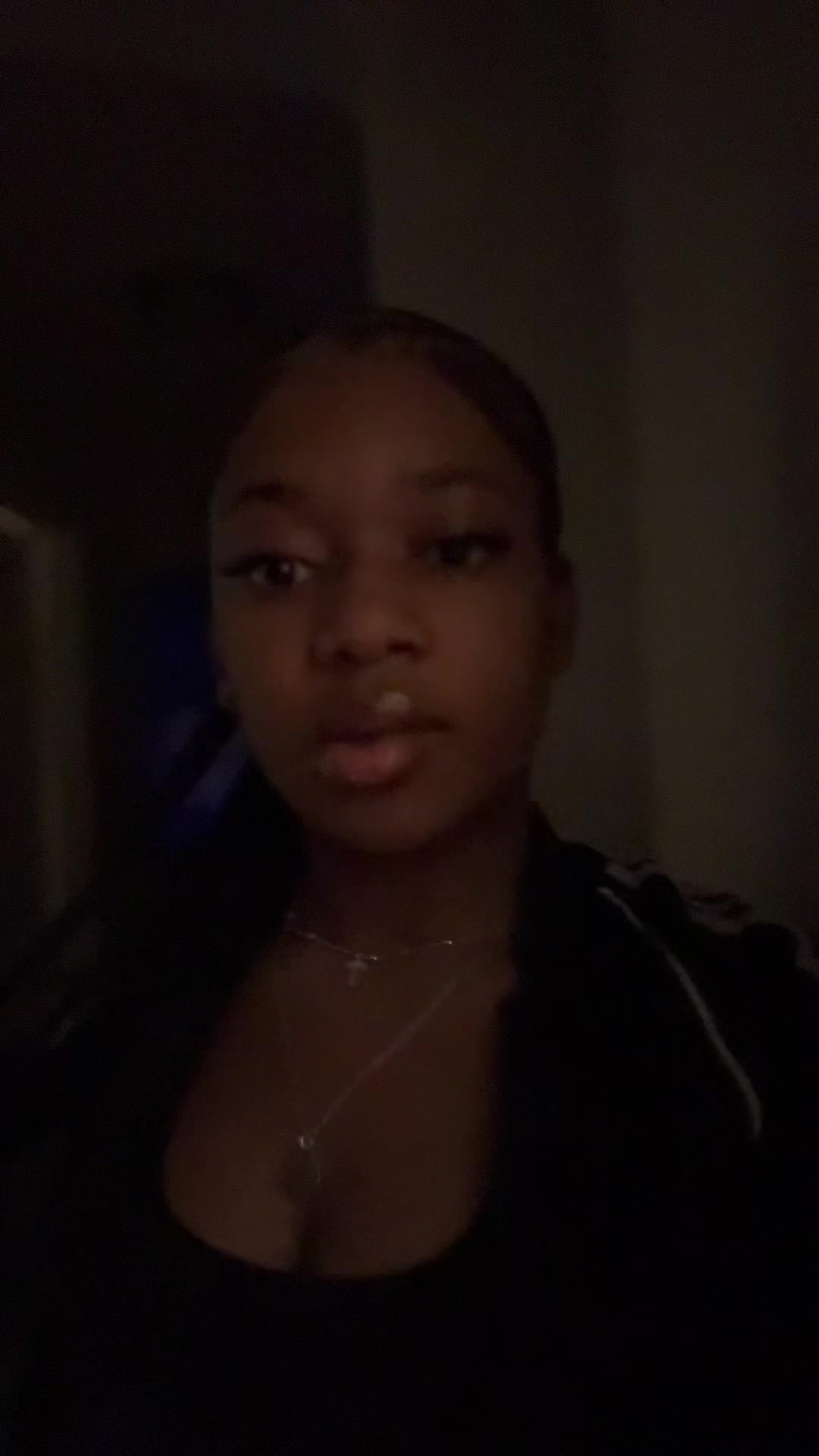 @T