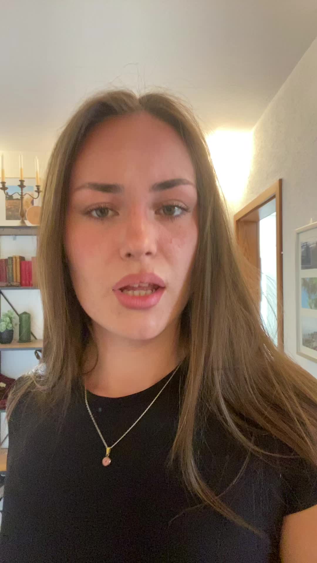 @Coraaaa