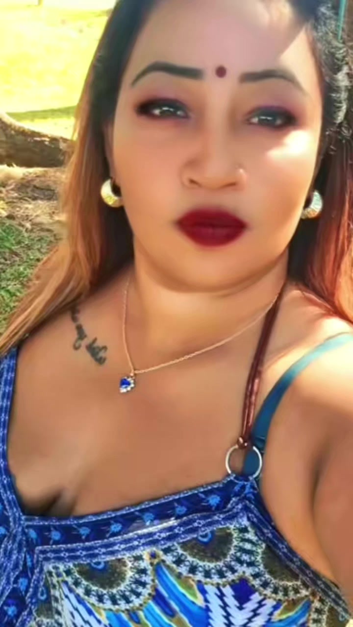 @Brinda_๐