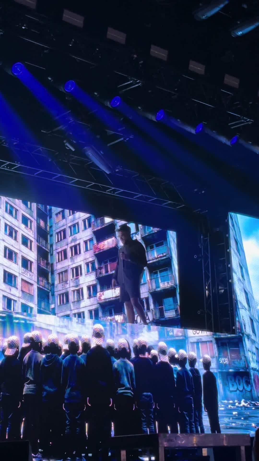 @𝐋𝐢𝐧𝐚