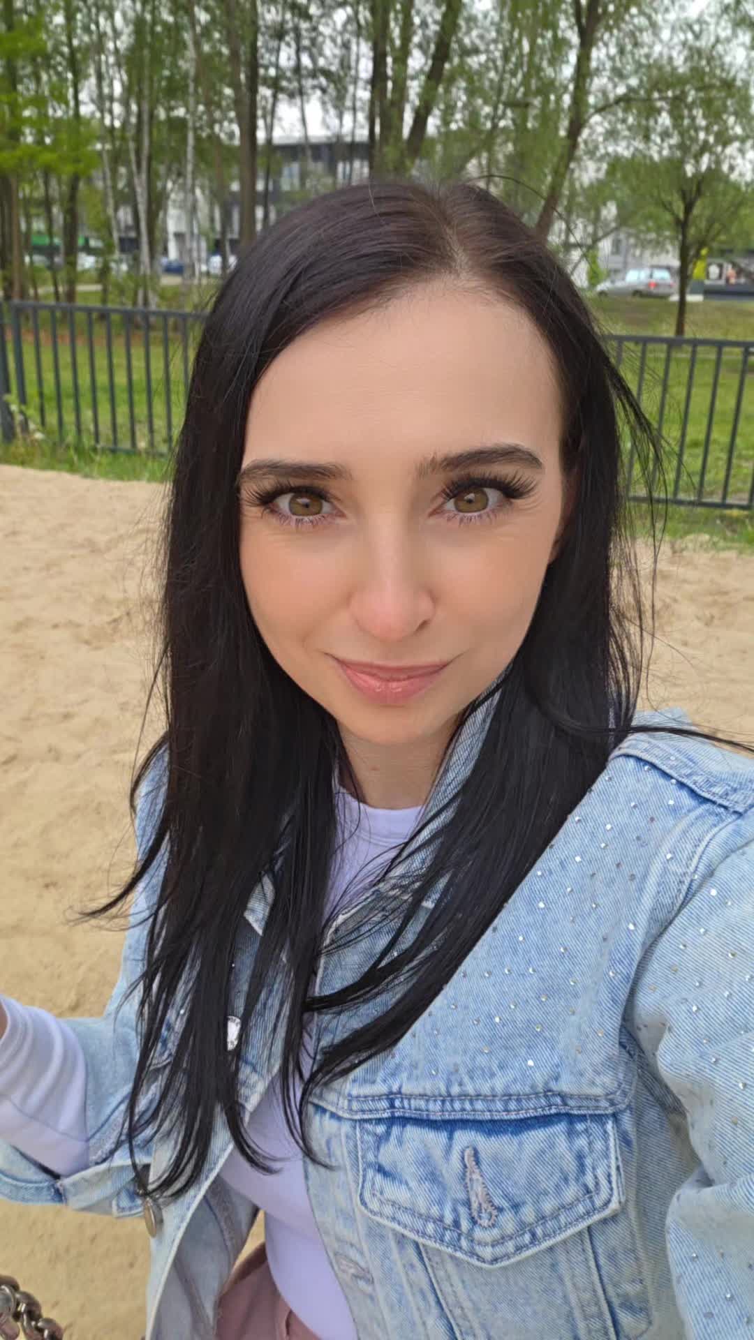 @Marlena1419