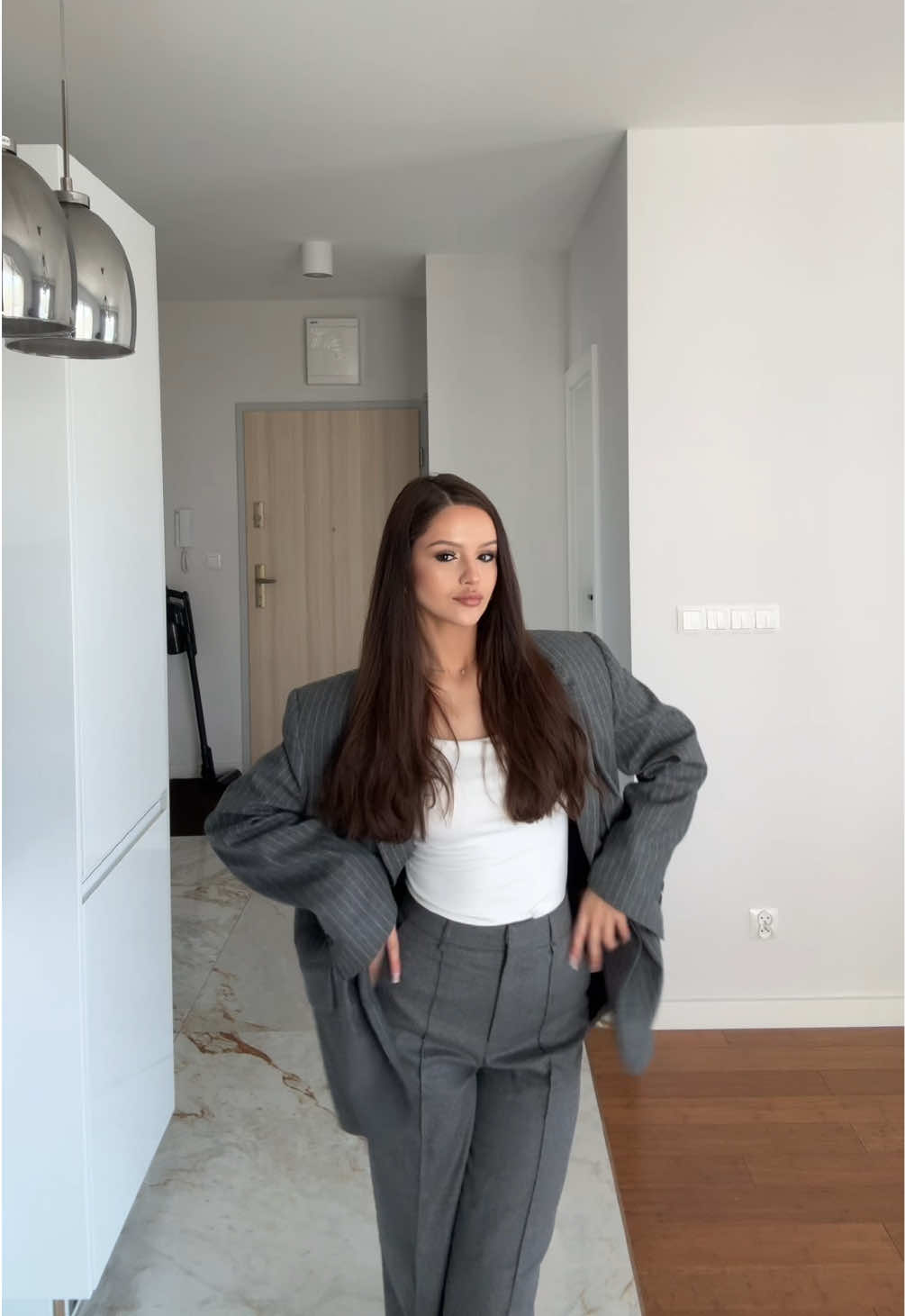 @𝑬𝒎𝒊𝒍𝒌𝒂 💫
