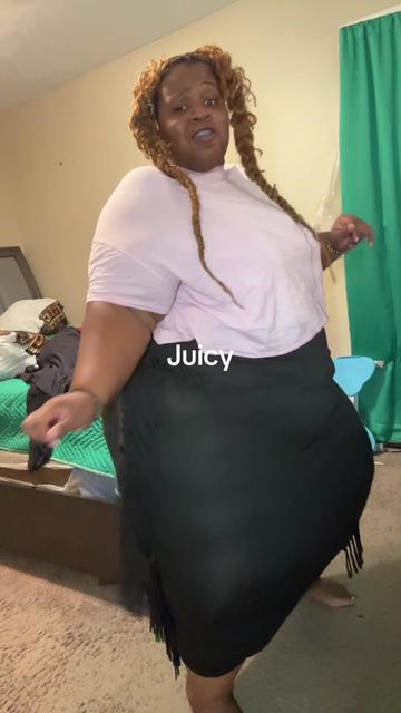 @Juicyedwards