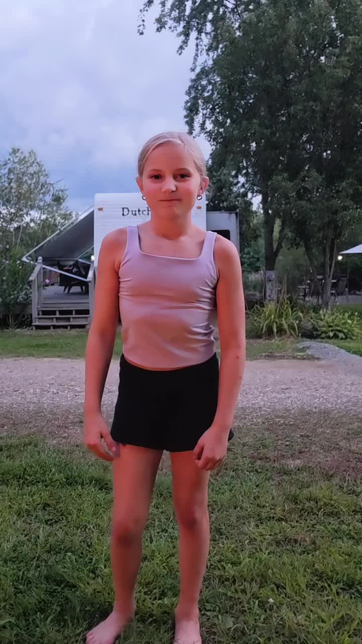 @Sonyaxox