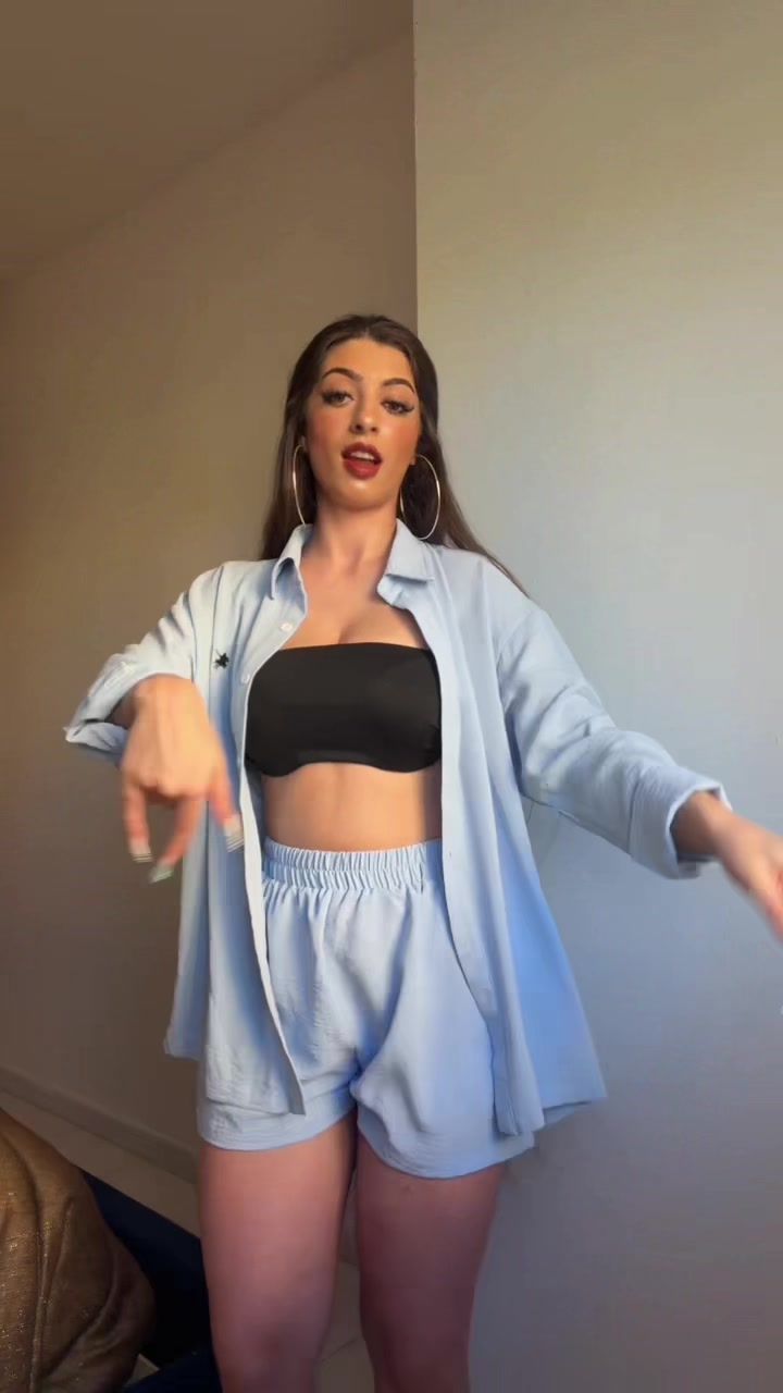 @Michela Fernandes