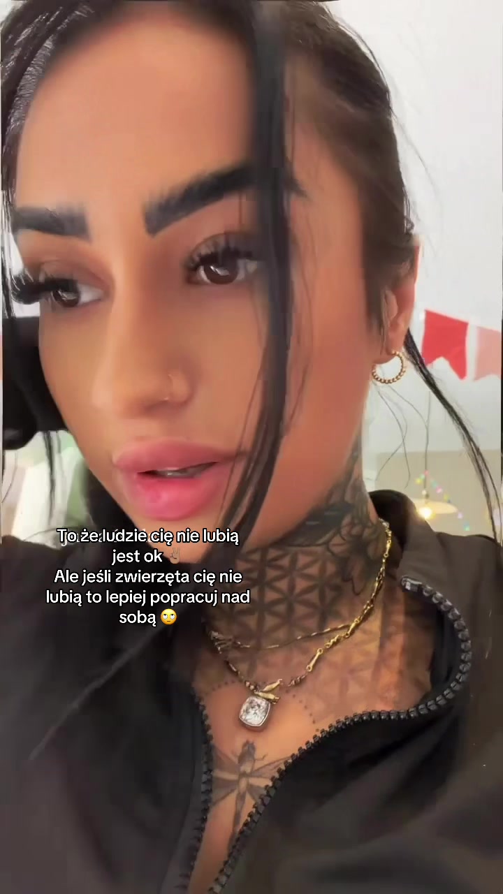 @Sara🦋