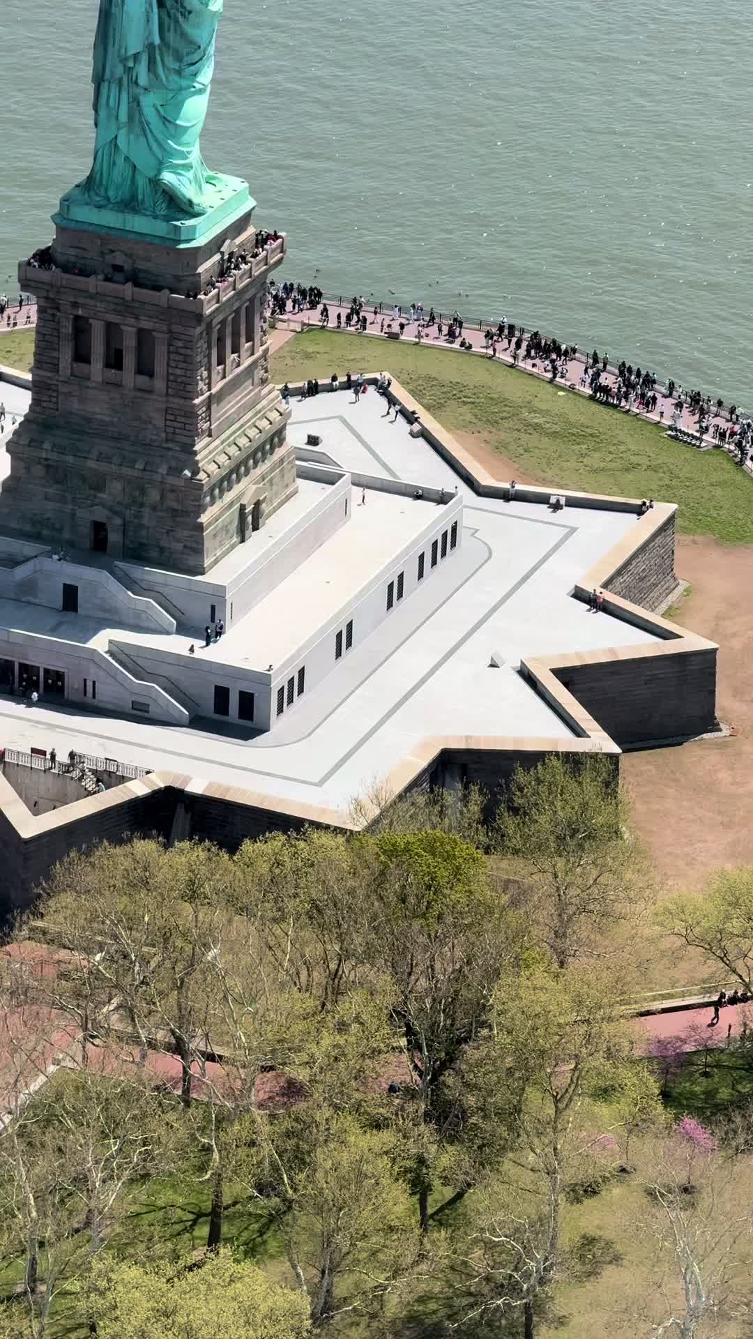 @FlyNYON