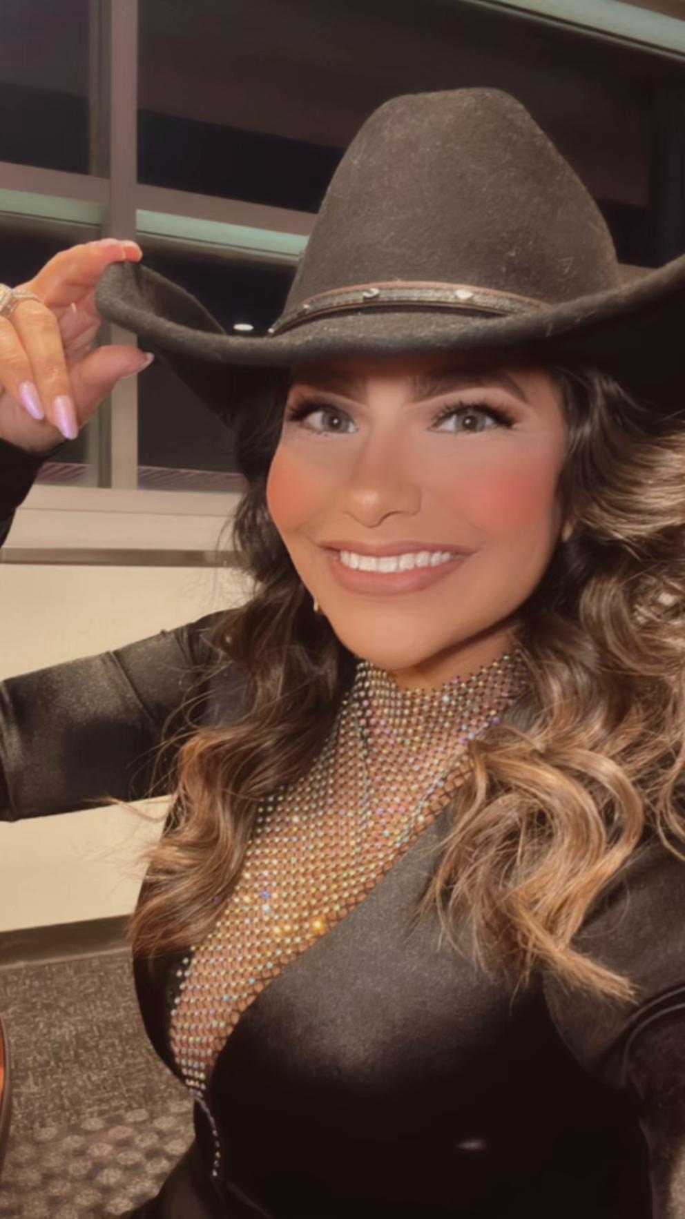 @Lisa Dehoyos