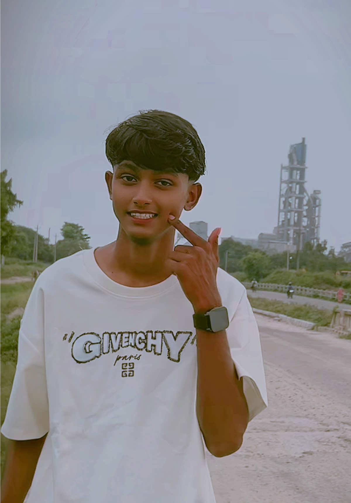 @MADHESI__XAURA