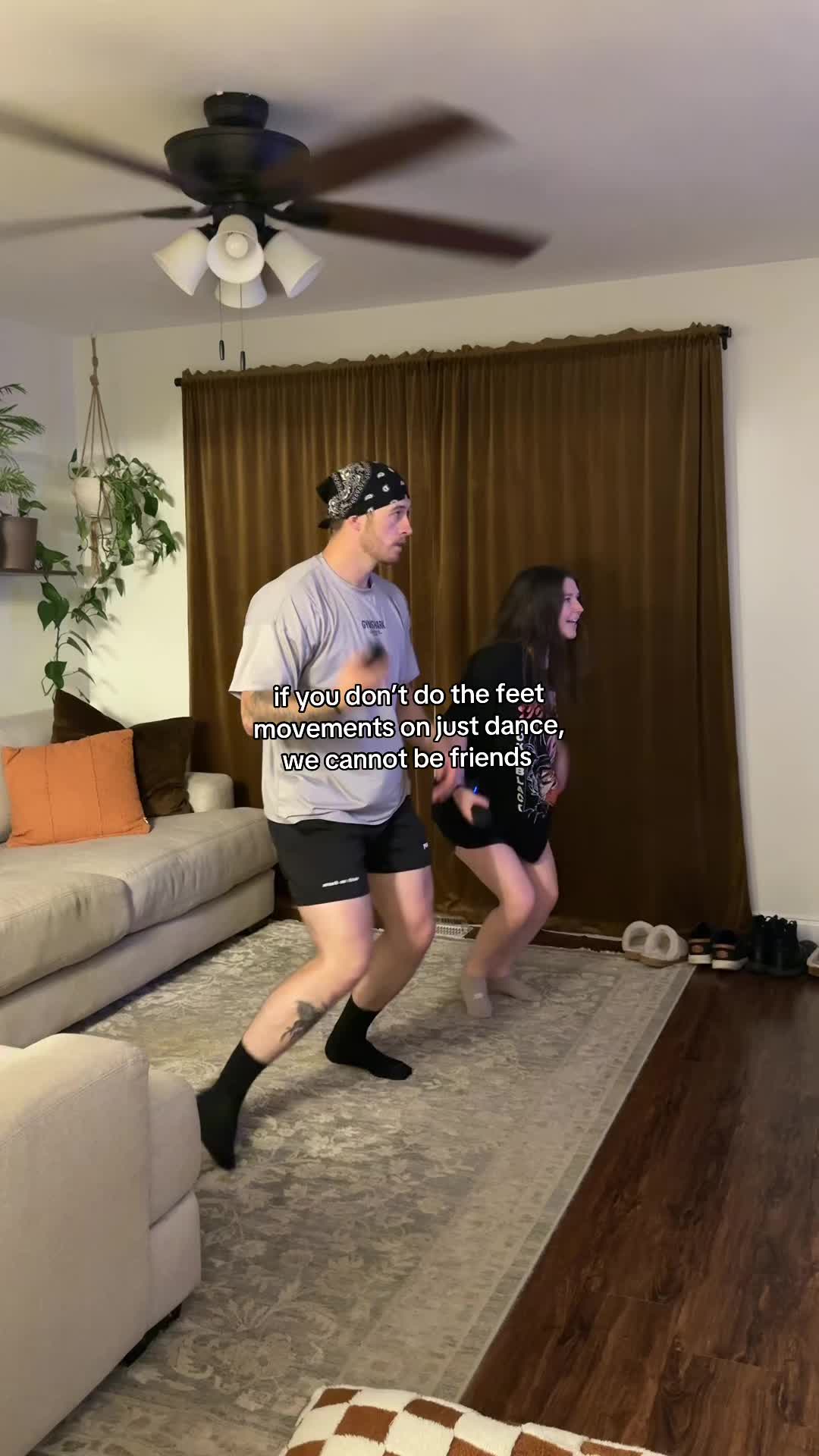 @haayyyoo