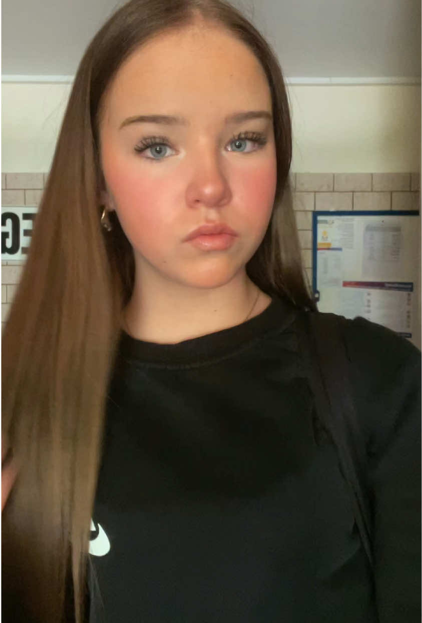 @𝓵𝓮𝓪❦