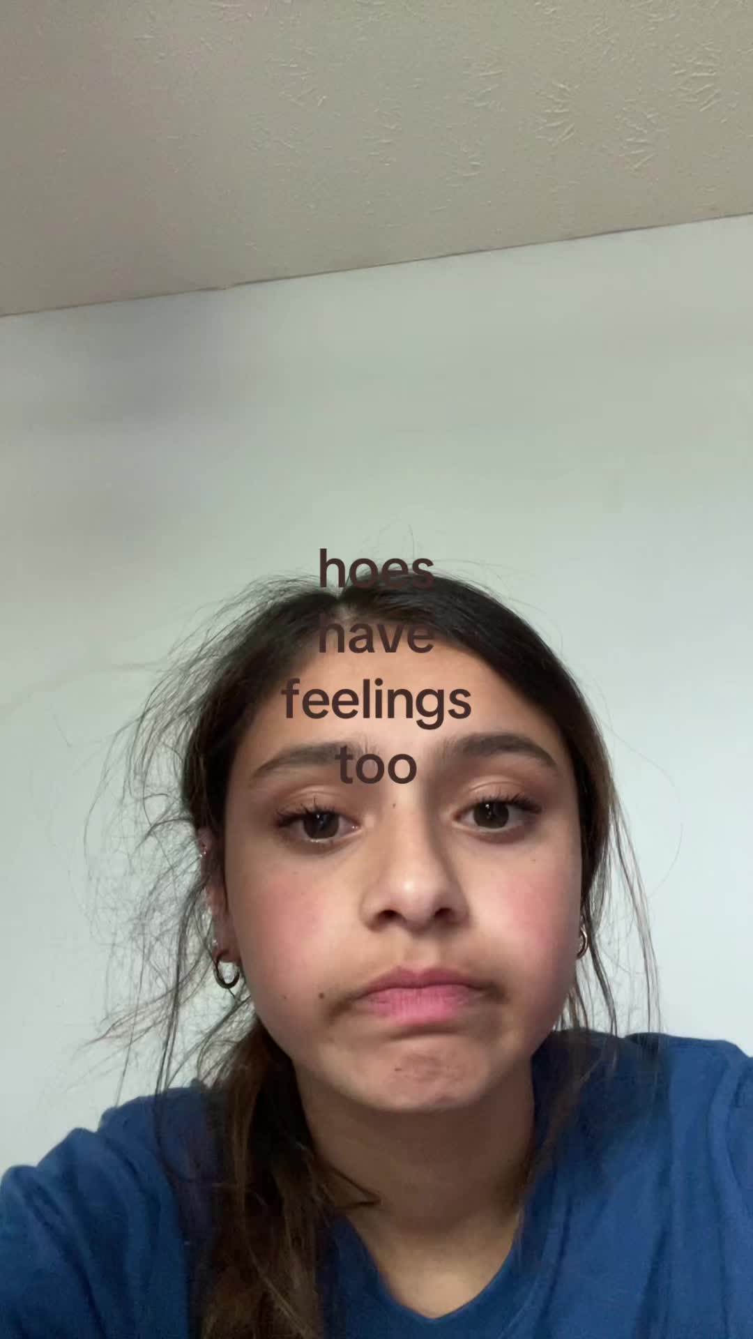 @ayvuh