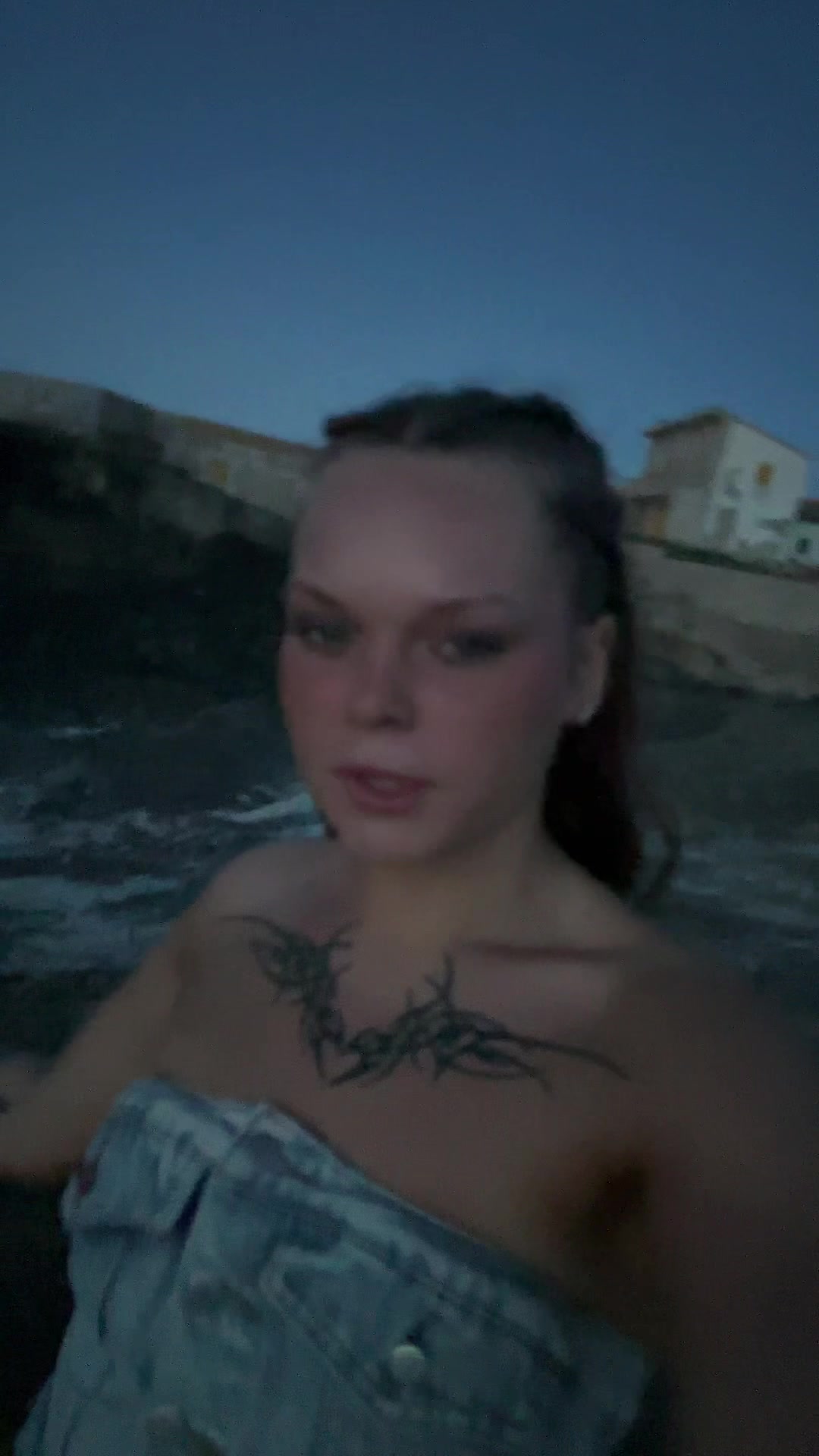 @bordermina