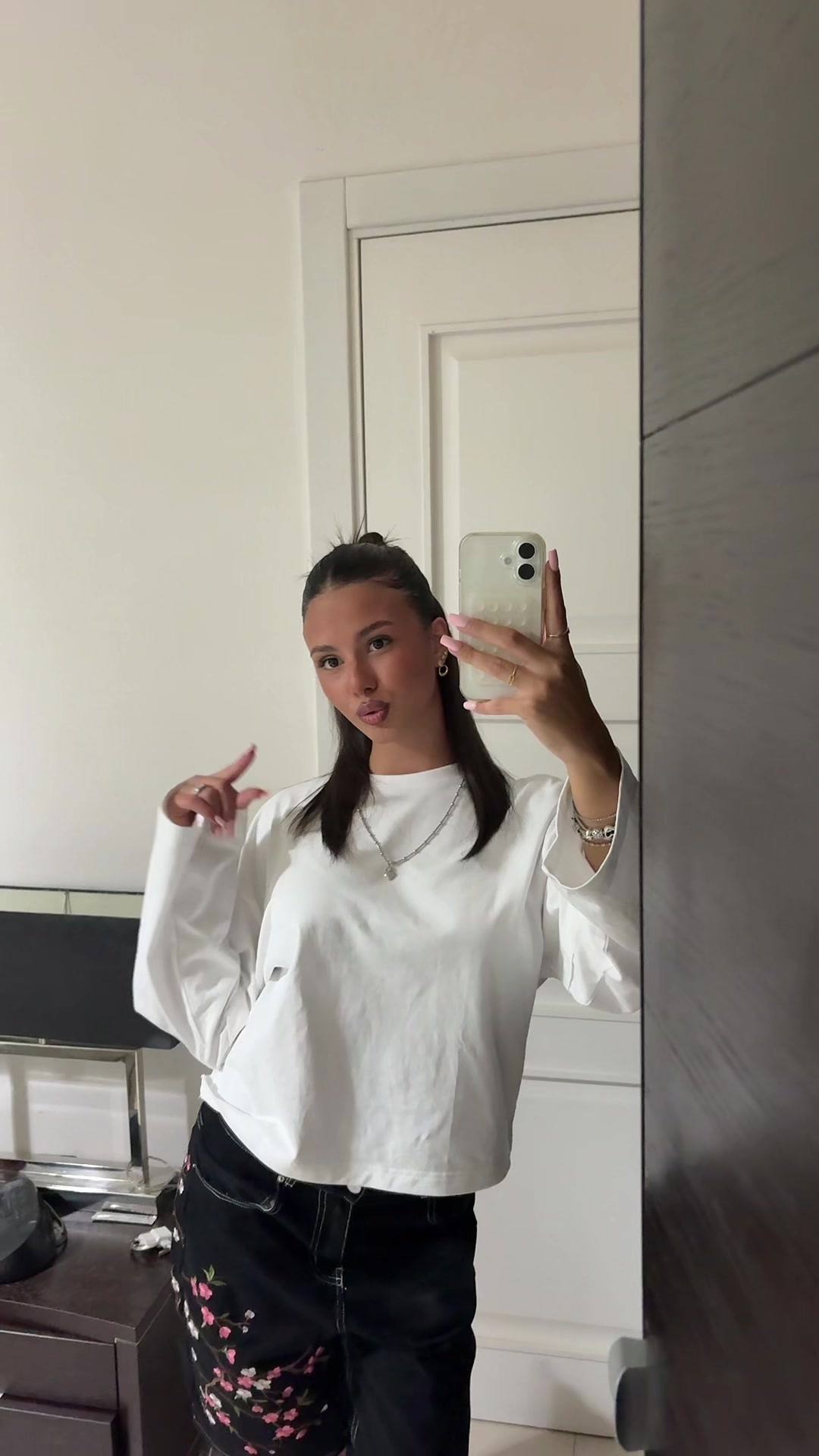 @racheleemanco