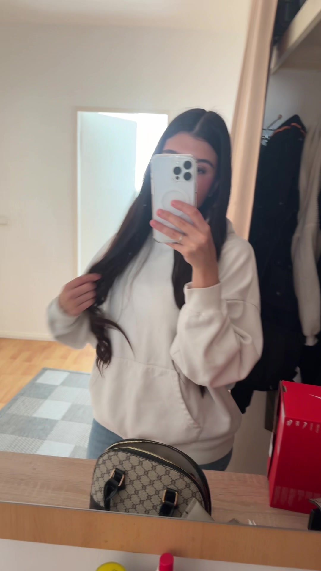 @𝐌 𝐞 𝐥 𝐢 𝐤 𝐞 🌙