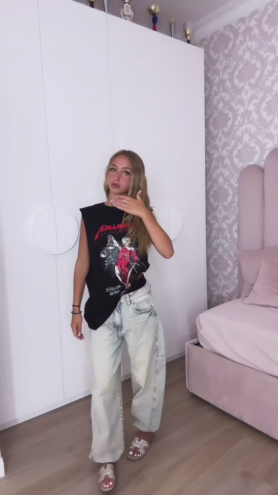 @alessandra