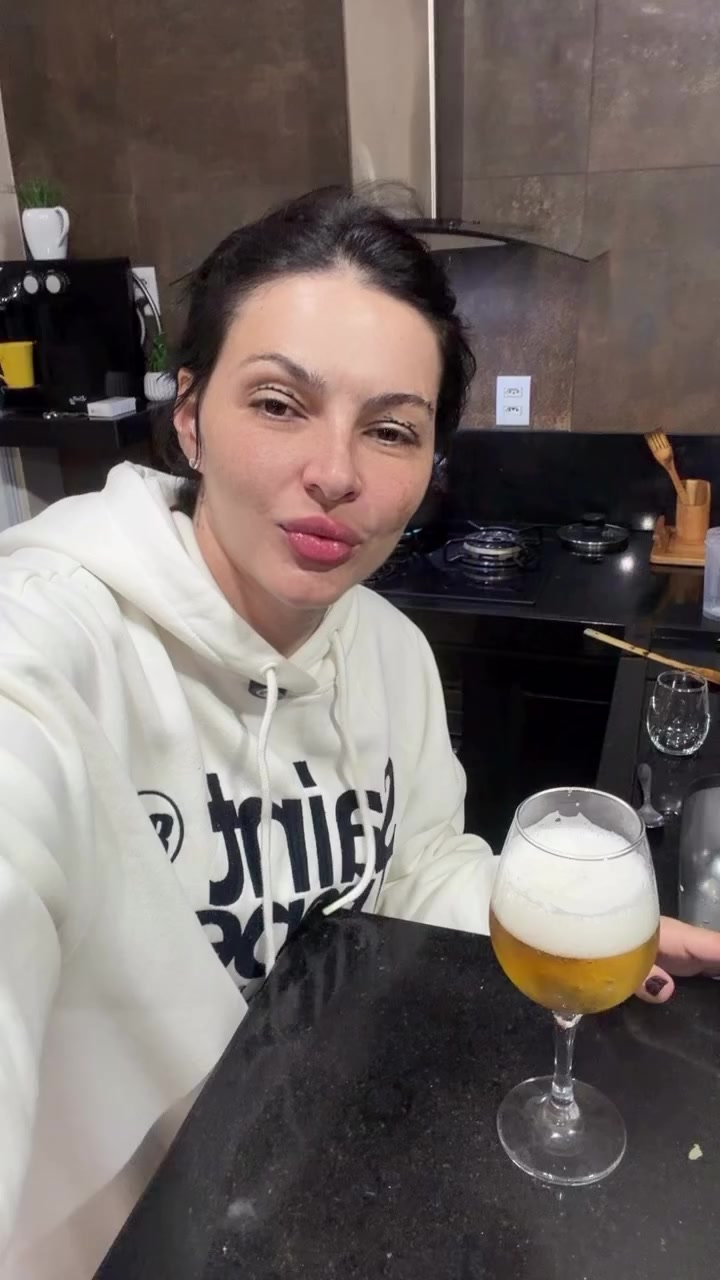 @Camila Silvério