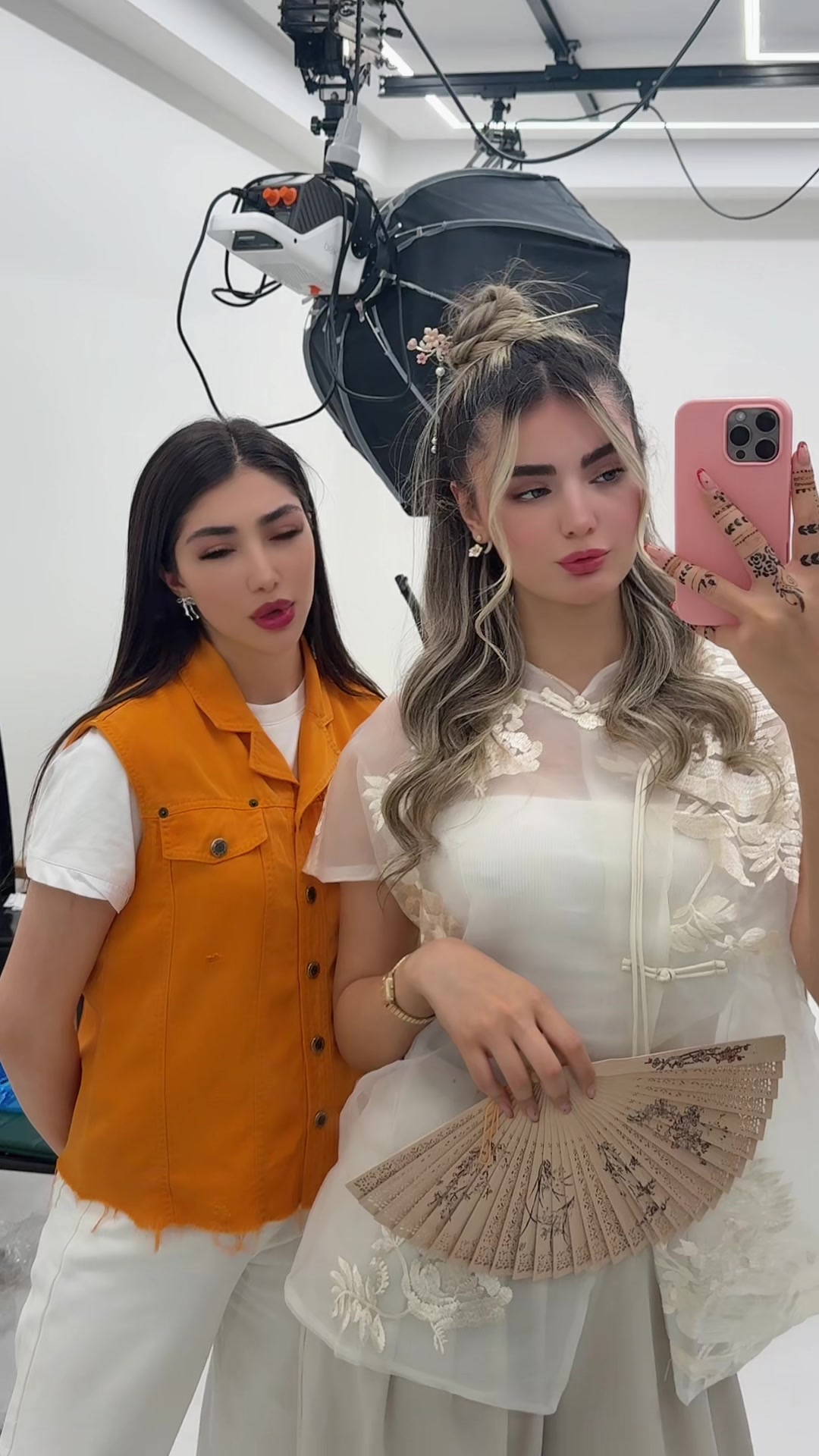 @Yasllina